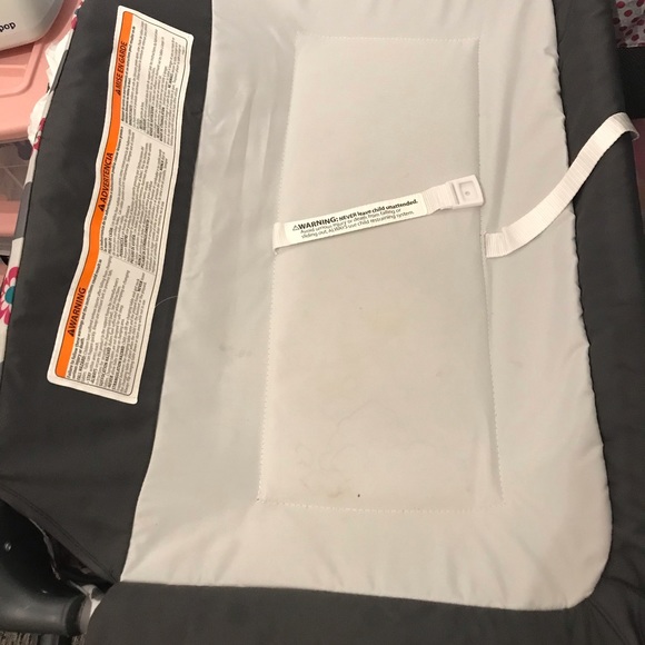 Pack n play - Picture 4 of 6